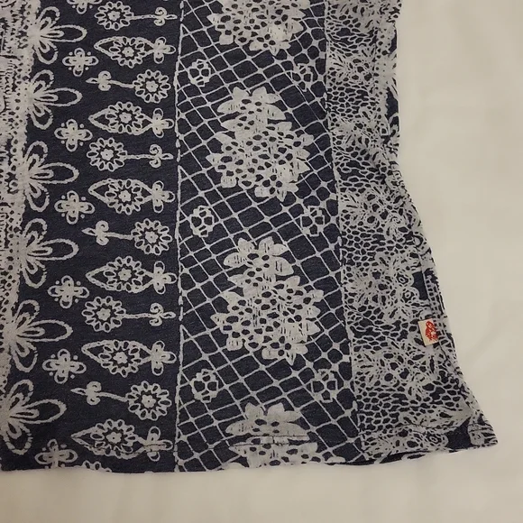 Curious Gypsy Short Sleeve T-Shirt Sheer Boho Hippie Grey White Women'sM - Picture 8 of 13